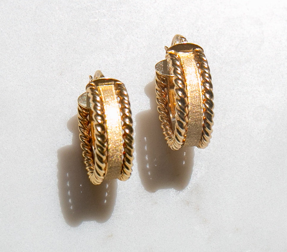 Vintage c1970s Rope Frame Gold Hoop Earrings in 14KT Yellow Gold