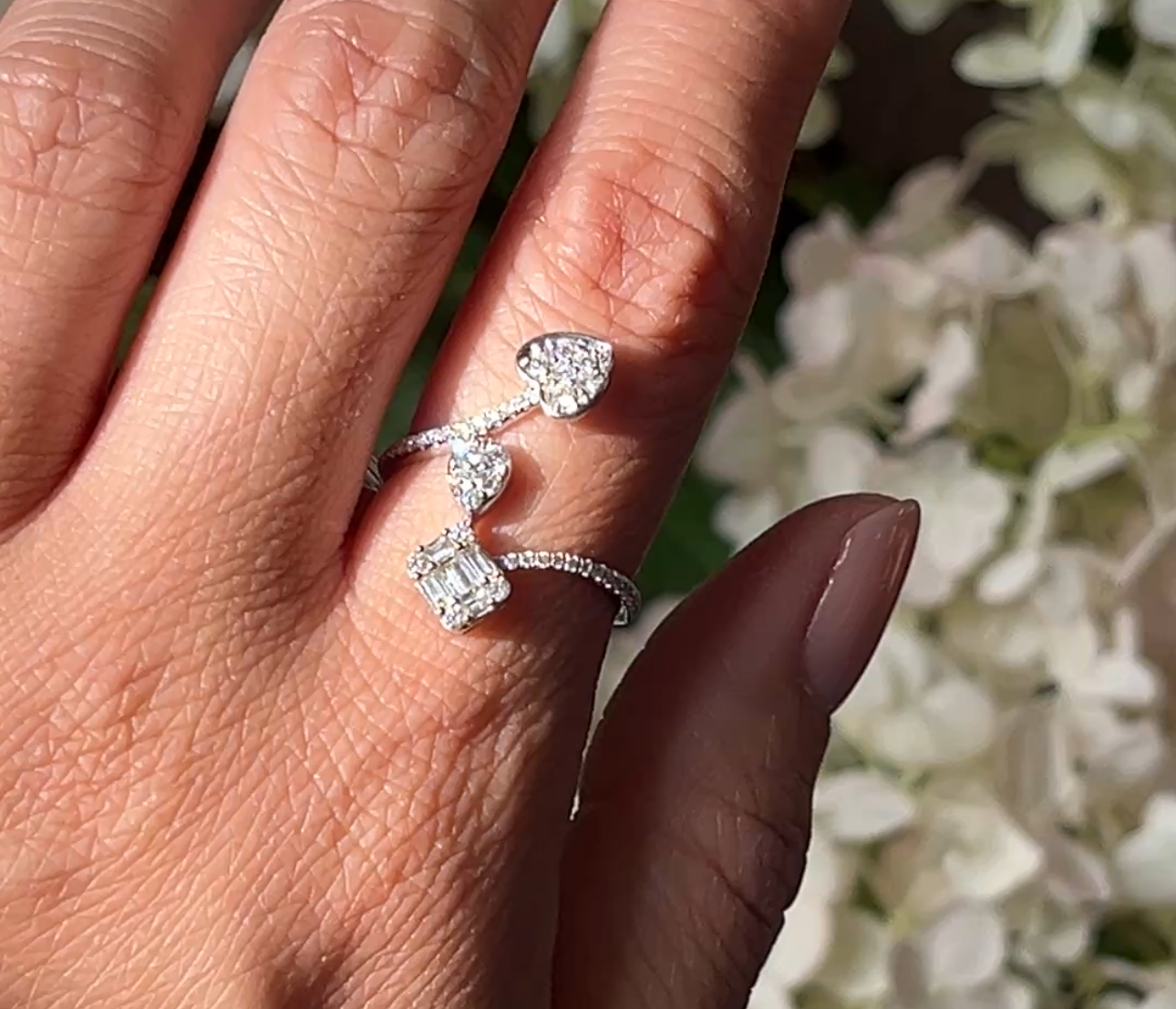 Mixed Diamond Vines 18kt Solid White Gold Ring